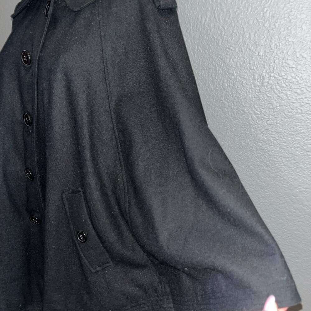 SANDRO STUDIO PARISIAN BLACK WOOL BLEND CAP CAPULET BUTTON FRONT TOPPER  L - Picture 3 of 11